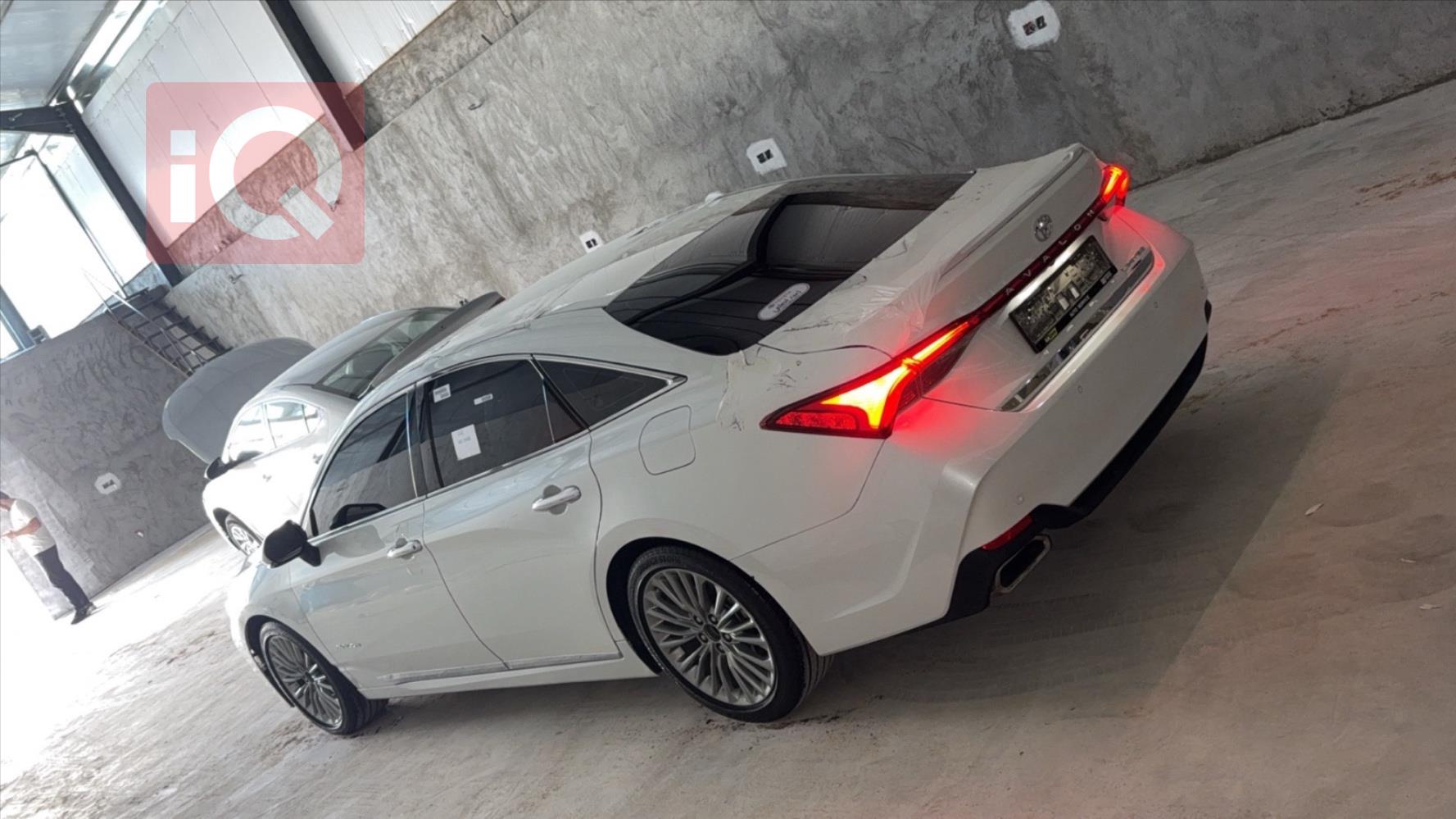 Toyota Avalon